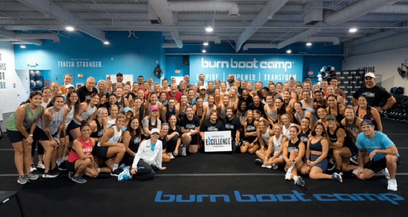 Burn Boot Camp Acworth Owners Receive Mark of Excellence Award for Exceptional Member Growth