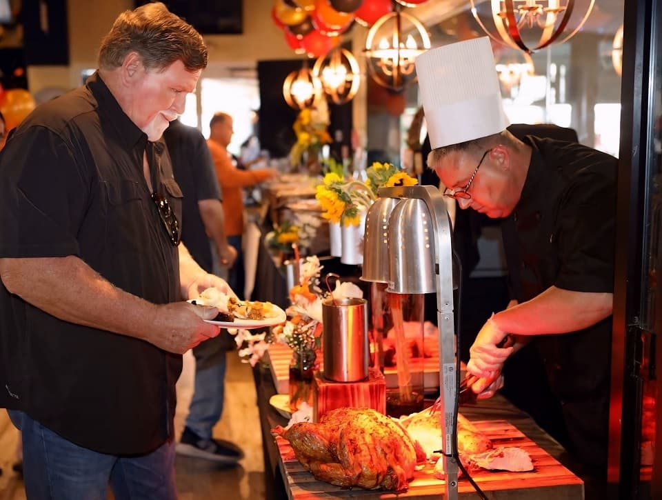 Galuppi’s Offers Two Ways to Enjoy Thanksgiving: To-Go or Dine-In Buffet