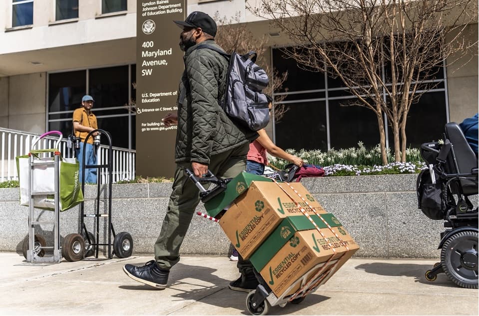 Maryland's Federal Job Losses Reach 15,100, Leading the Nation