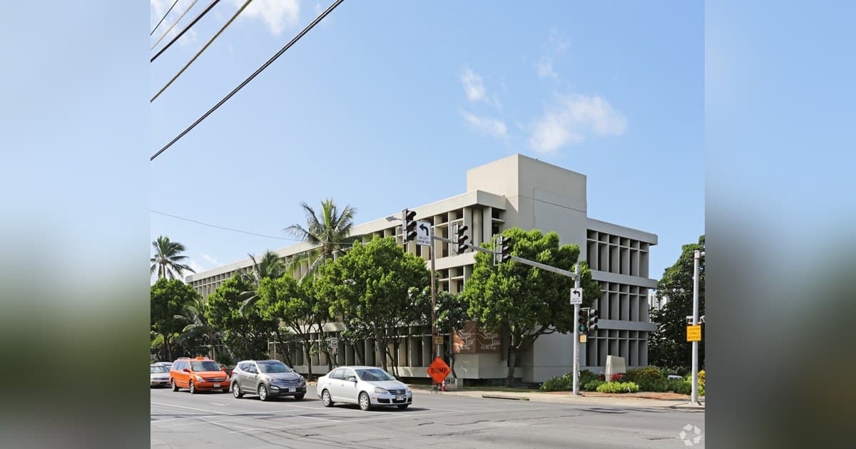 Why Two Comparable Hawaii Buildings Can Trade Hundreds of Basis Points Apart
