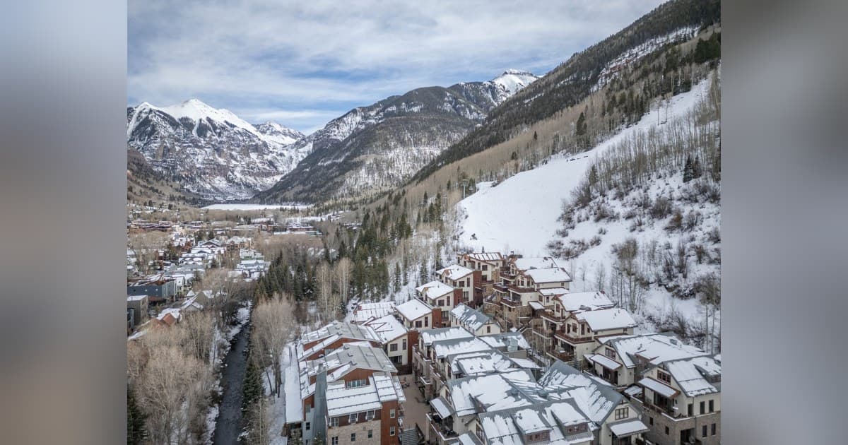 Element 52 Penthouse Offers Rare Blend of Ski Access and Full Service in Telluride