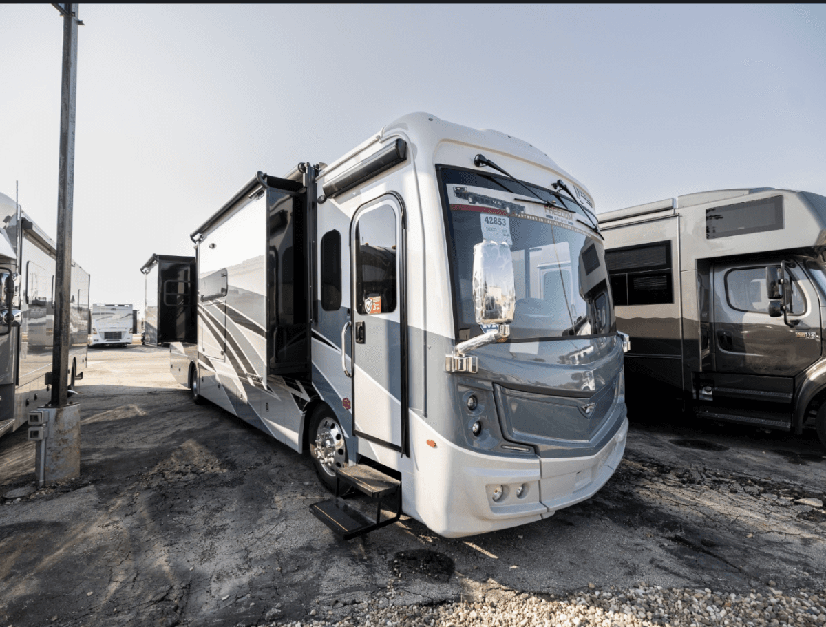 McKee RV Expands Thor Motor Coach Sales and Service in Central Iowa