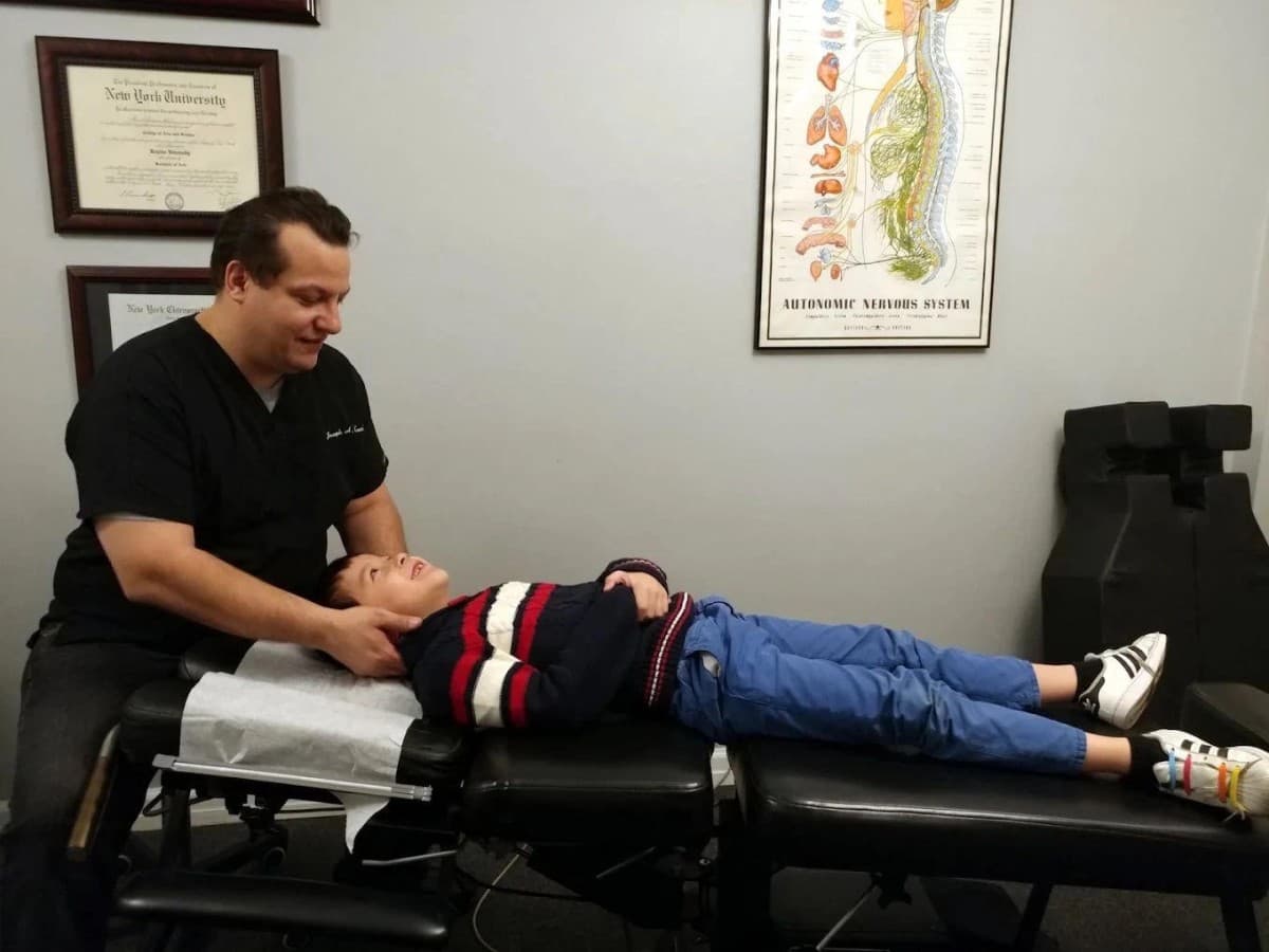 Cucci Chiropractic Celebrates 25 Years, Expands Access with Spanish-Language Intake Forms