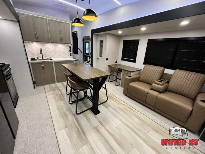 United RV Highlights Entegra Vision XL Class A Motorhomes and Used Campers for Georgia Travelers
