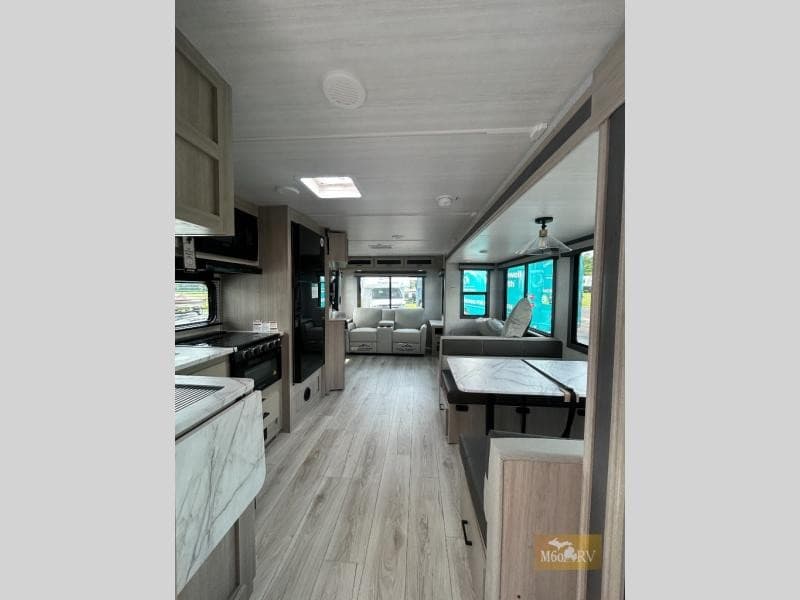 M-60 RV LLC Expands Used RV Inventory to Aid Buyer Comparisons