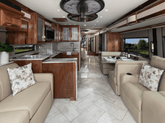 McKee RV Expands Inventory With American Eagle Motorhome Options and Thor Magnitude Super C Models