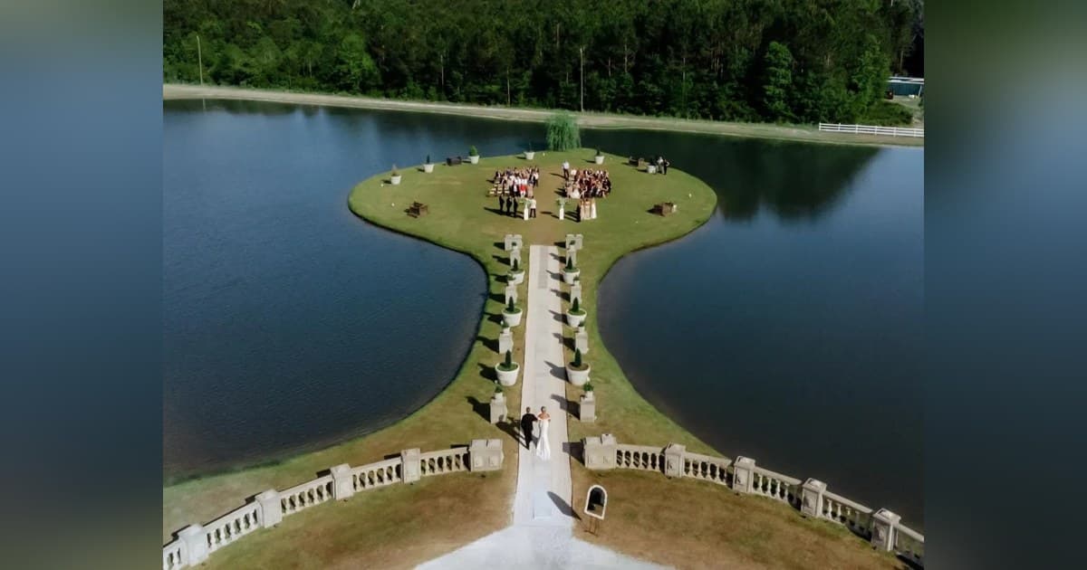 Chateau 1800 Opens as 57-Acre Private Estate Wedding Venue Near Savannah, Seating 1,500 Guests
