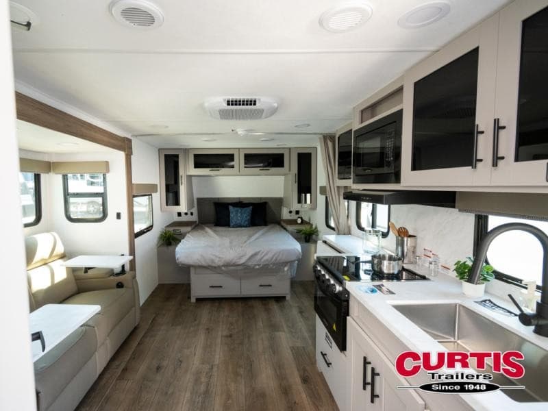 Curtis Trailers Expands 2026 RV Lineup with Alliance RV Delta Travel Trailers in Oregon
