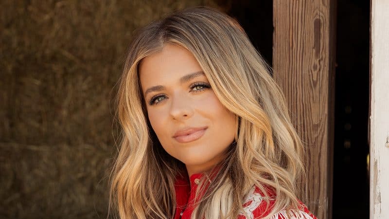 Rural King Partners with Christian Artist Anne Wilson for ‘Harvest of Hope: On the Road’ Tour