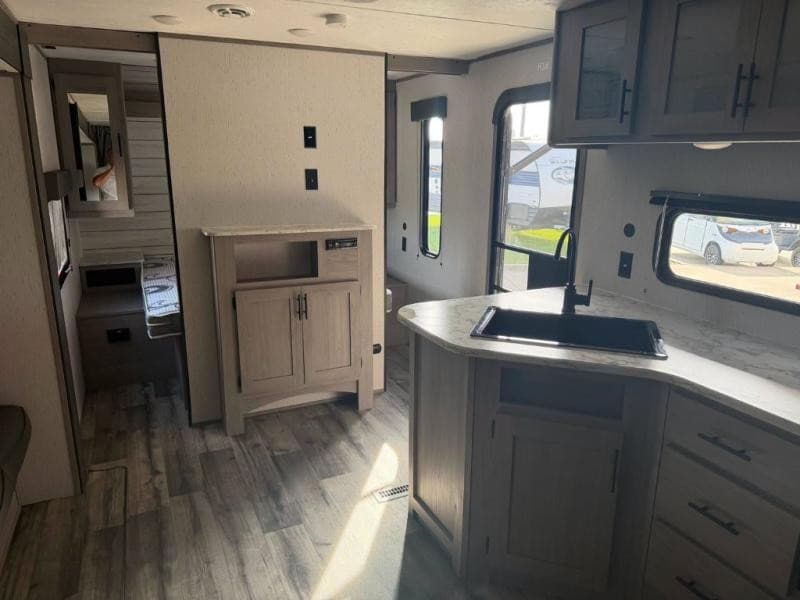 Texarkana RV Dealer Highlights Diverse Inventory for Family Camping and Travel